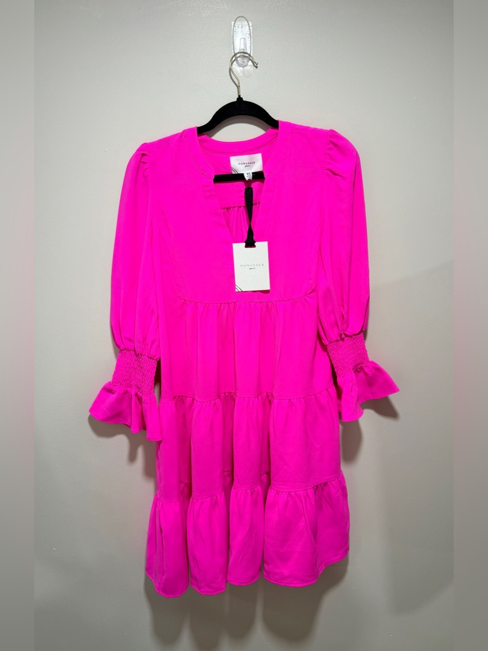 Pomander Place Kenzo Dress NWT XS Hot Pink Tiered Mini Crepe Tuckernuck - Picture 4 of 15